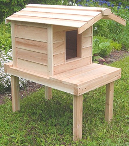 The 10 Best Outdoor Cat Houses Of 2019 Reviews Er S Guide This Wooden Cat Shelter Is A Truly Great Investment If You Can Afford Product And Your Will Be Undoubtedly Satisfied It Last For